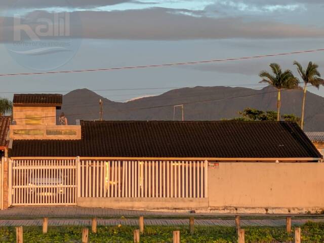 Casa para Venda em Matinhos - 1